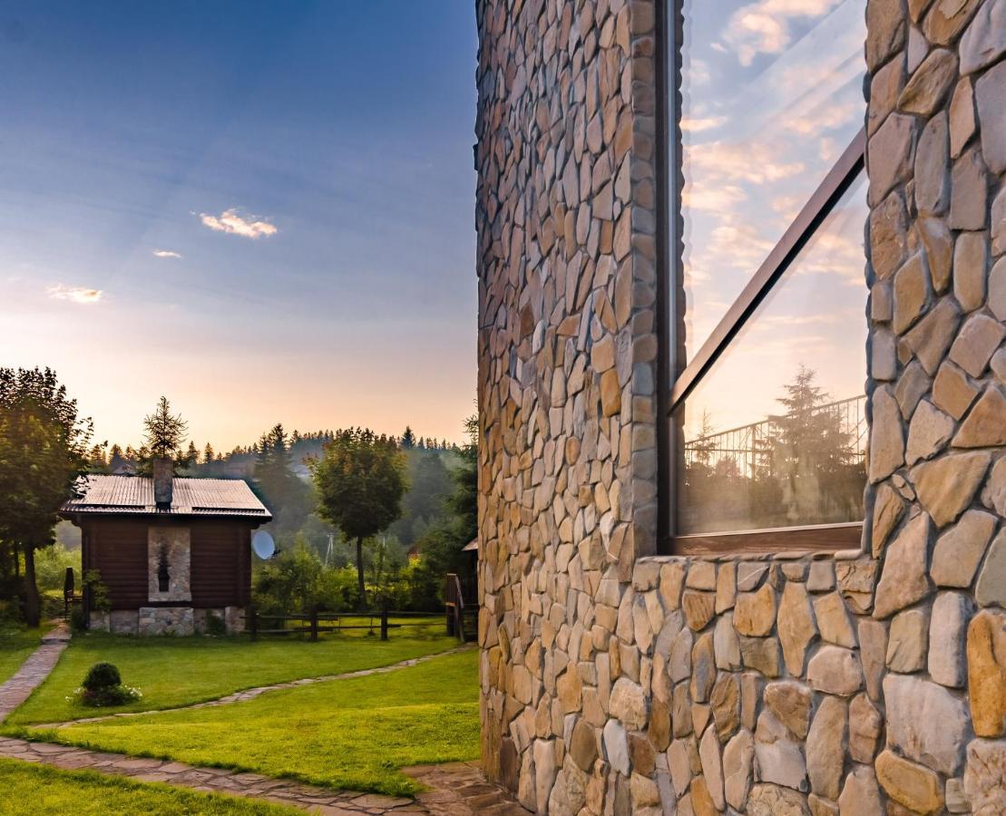 Klen Hotel Mîkulîciîn Exterior foto