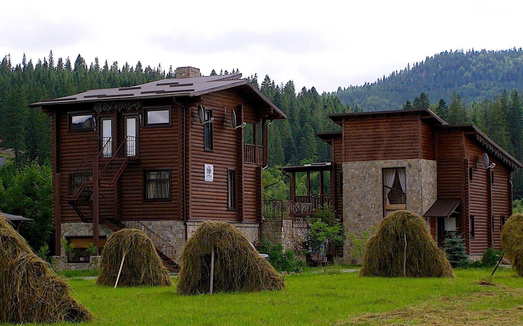 Klen Hotel Mîkulîciîn Exterior foto