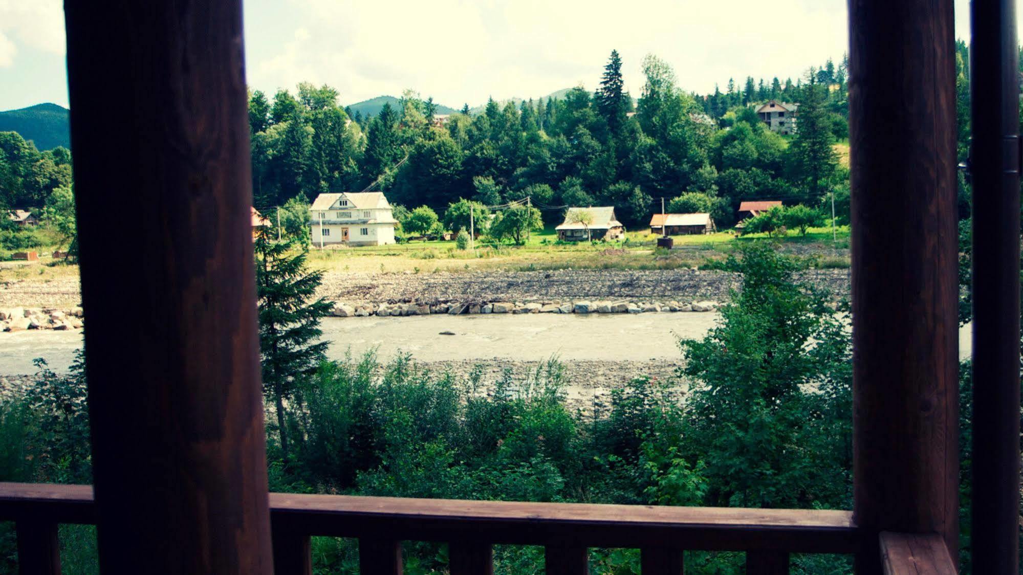 Klen Hotel Mîkulîciîn Exterior foto